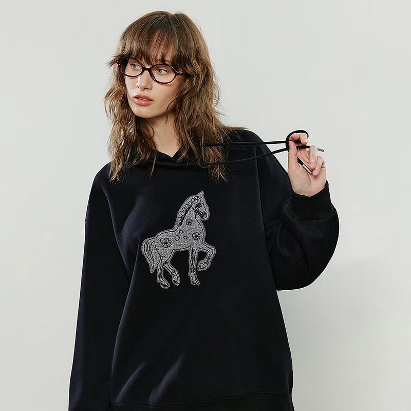 Chuyu Women's Graphene Thermal Horse Patch Embroidery Hoodie