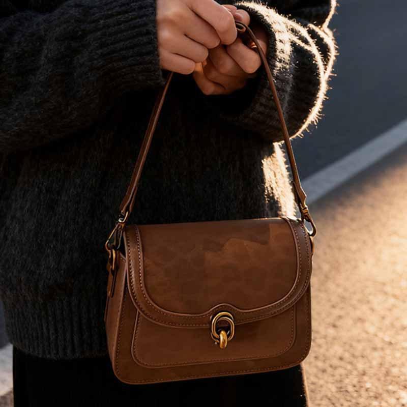 Retro popular small bag women 2025 new foreign style leopard print small square bag Korean version niche design shoulder messenger bag