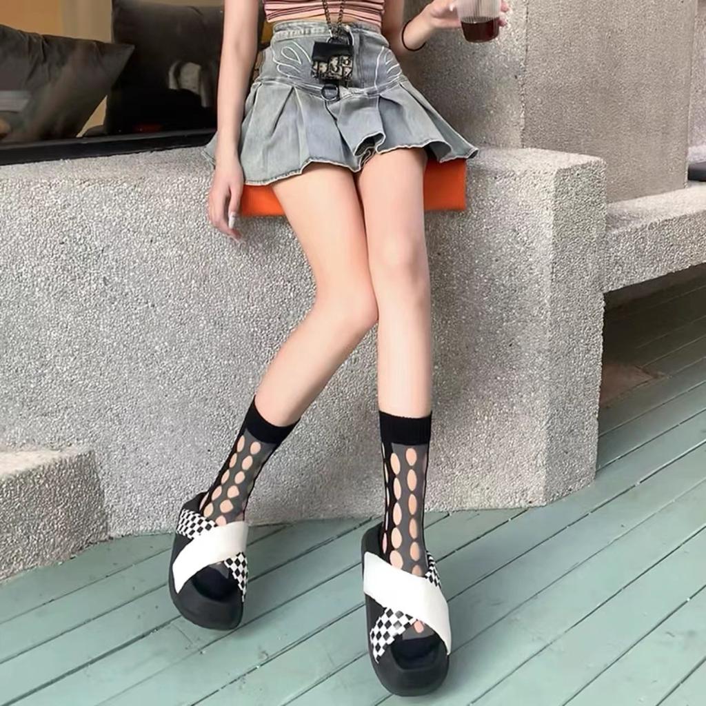 21 New Products Embroidered Bear Socks For Women, Simple And Cute College Style Socks, Casual Solid Color Medium Tube Socks Cotton.