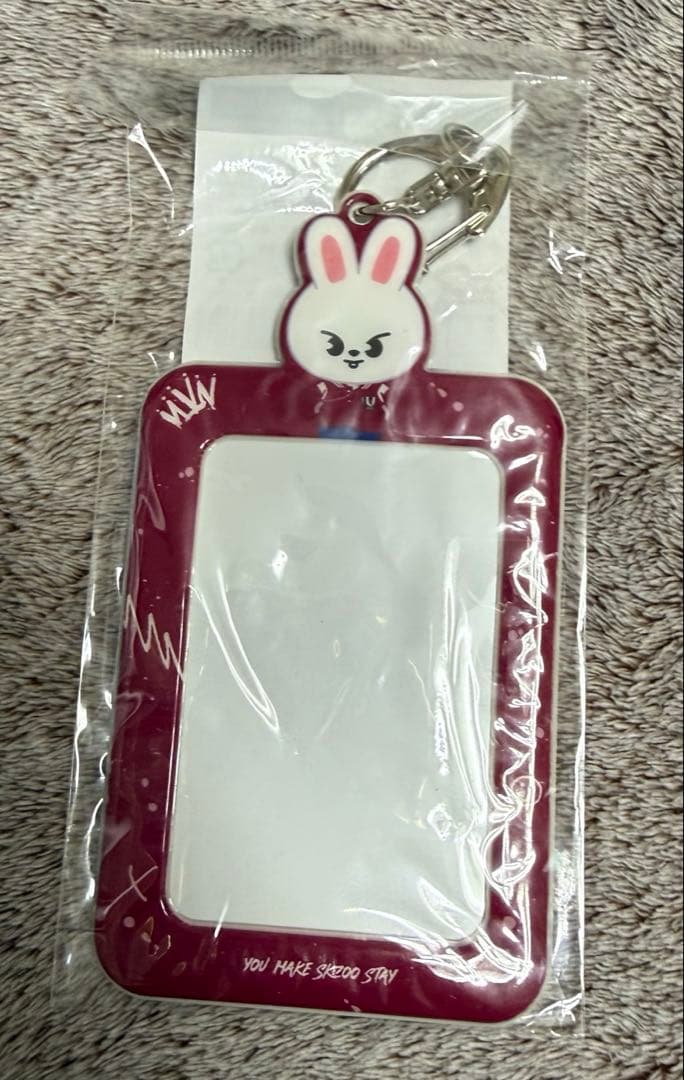 

[USED] SKZOO Card Holder Key Ring Levit
