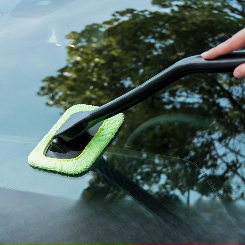Automotive Supplies: Front Windshield Brush, Anti-fog Mop, Glass Brush, Defogging Window Cleaner, Window Scrubber