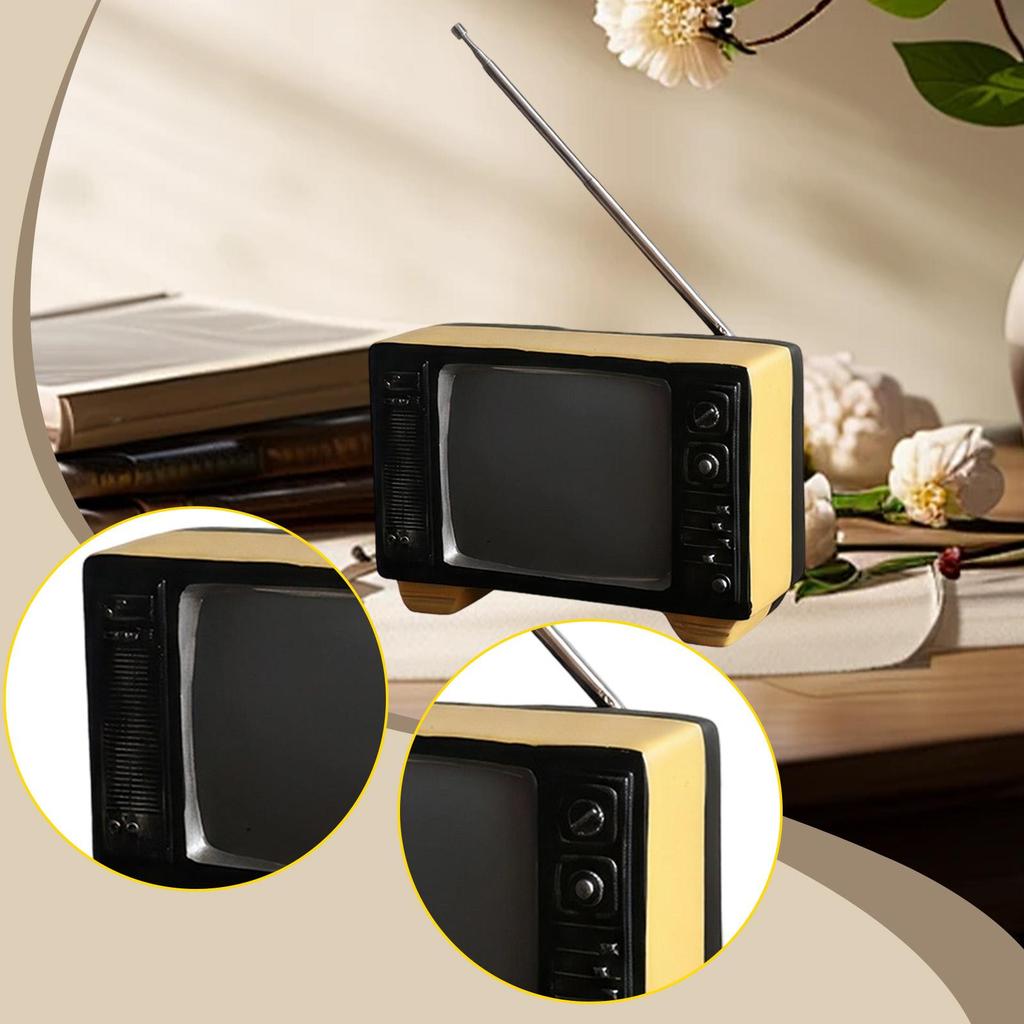 Vintage Radio Ornament Resin Statue Home Decor European Retro Decorative Sculpture for Home Shelf Bedroom Cafe Living Room