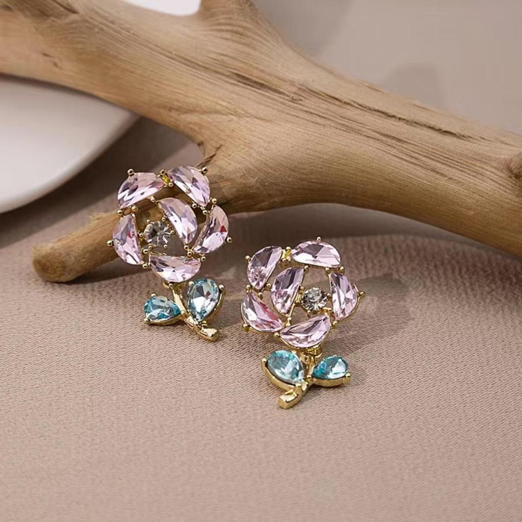 Sweet Diamond-Studded Flower Stud Earrings - Hepburn Style, Minimalist Luxury Jewelry