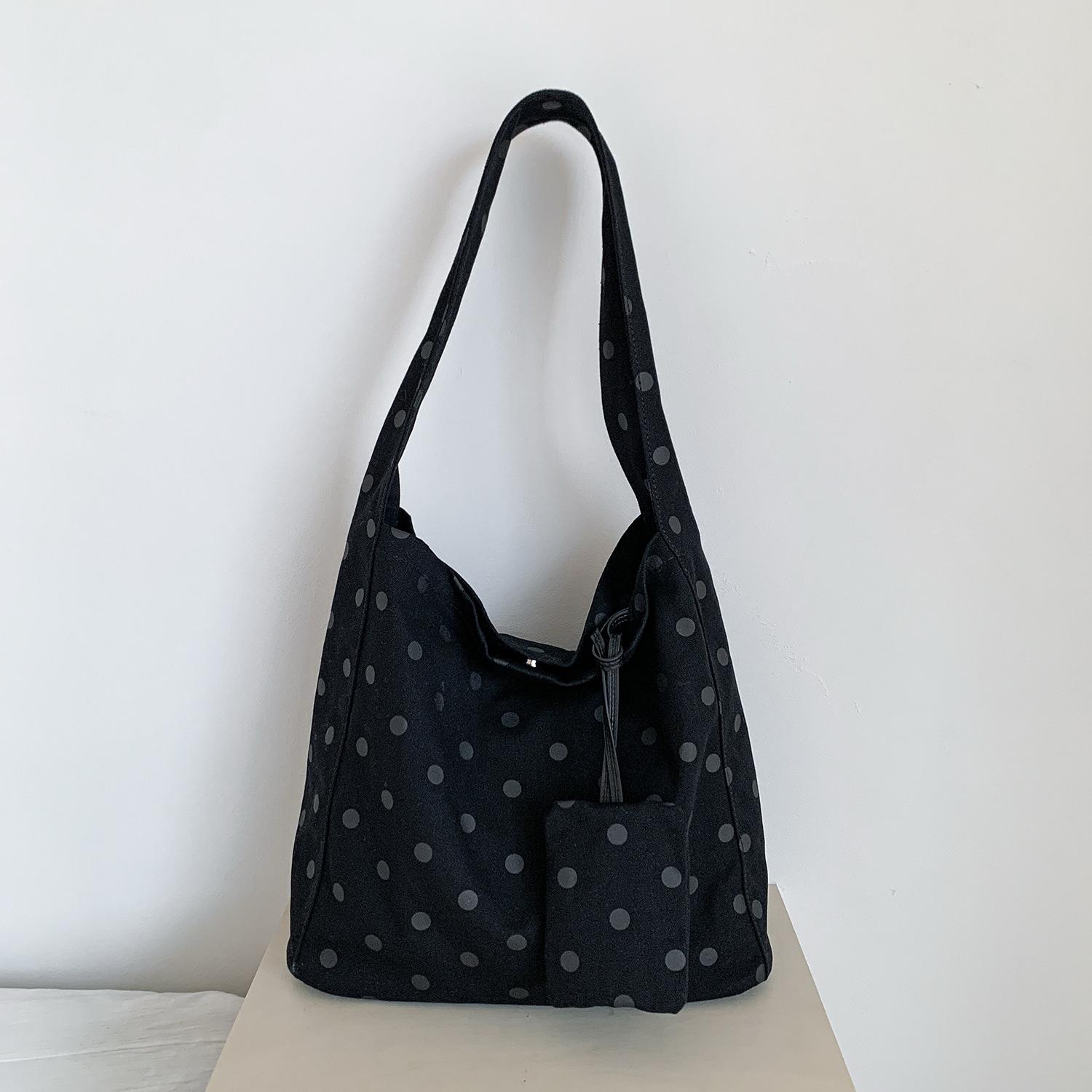 

Ins Storm Point Canvas Bag Women Korean Lazy Tote Niche Design Large Capacity Shoulder чорний