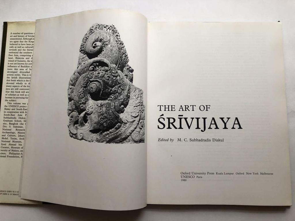 [USED] Western Books: The Art of Murori Butsui, Southeast Asia, History