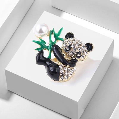 Panda Parel Broche Etnische Stijl Schattige Dierlijke Speld Corsage Verfijnd Hypoallergeen Luxe Emaille Kleurvast Kleur Accessoire