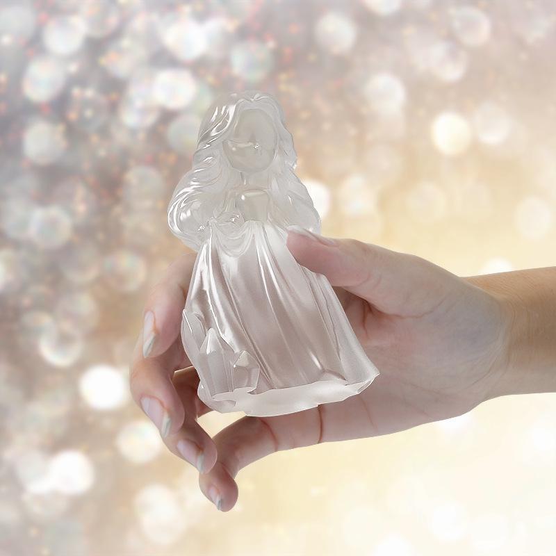 DIY  Stereoscopic Princess Epoxy Mold Cute Girl Soap Making  Sculpture and Figurines Silicone Mould Plaster Body Candle Art