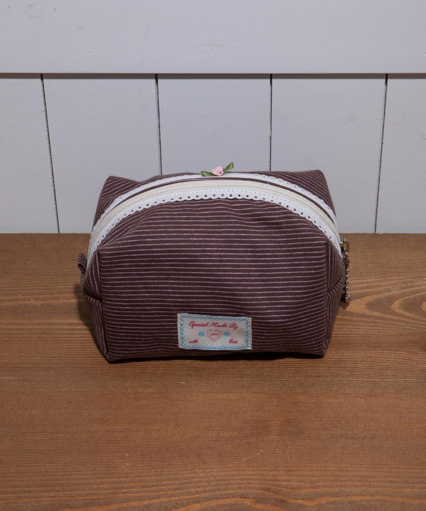 Lemasque Fabric Square Pouch Striped Brown L