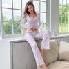 Dámská pyžamová souprava s dlouhým rukávem, volánovým lemem, výstřihem do V, crop topem a širokými kalhotami, souprava na spaní, květinový potisk, 2dílná pyžamová souprava