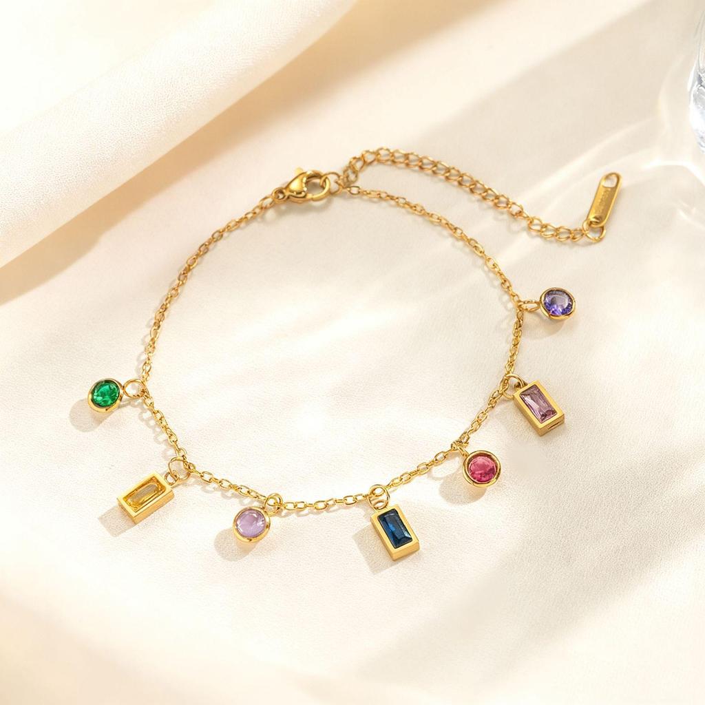 Elegant 18K Gold Titanium Steel Bracelets: European & American Fashion, Non-fading, Women's Versatile Personality Hand Jewelry