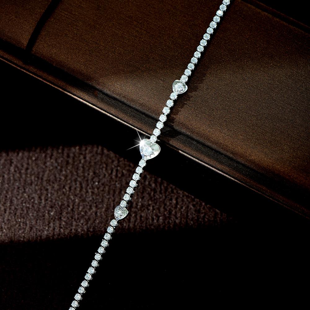 Quirky Dynamic Cubic Zirconia Heart Shape White CZ Bracelets Bangles Accessories for Women Kobiety Party Bridal Jewelry B138