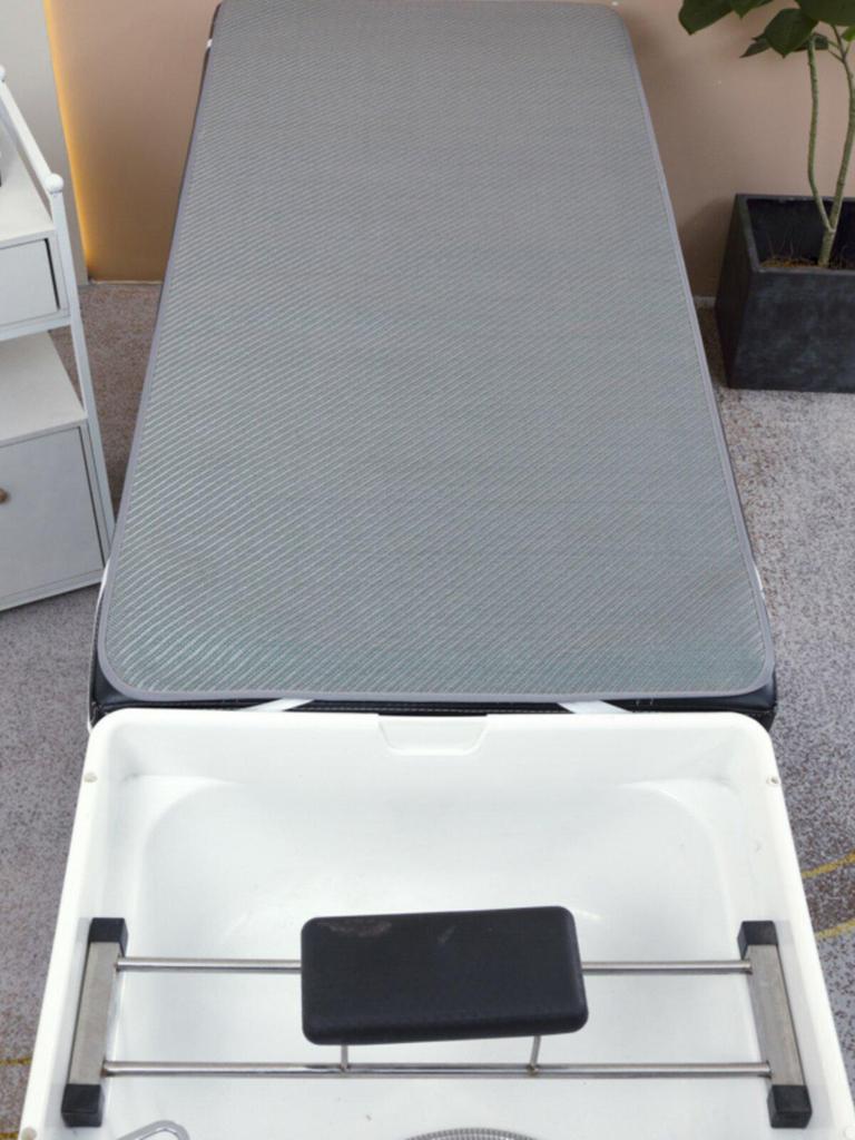 Cooling Rattan Mat for Beauty Salon & Massage Therapy Beds