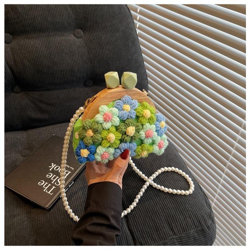 Niche Design Knitted Bag Women's New Summer Embroidery Pearl Messenger Bag High-end Small Flower Mouth