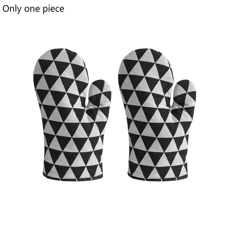 New Kitchen Gloves Insulation Leopard Pattern Pad Cooking Microwave Gloves Baking BBQ Oven Potholders Oven Mitts Potholder Pad for Kitchen