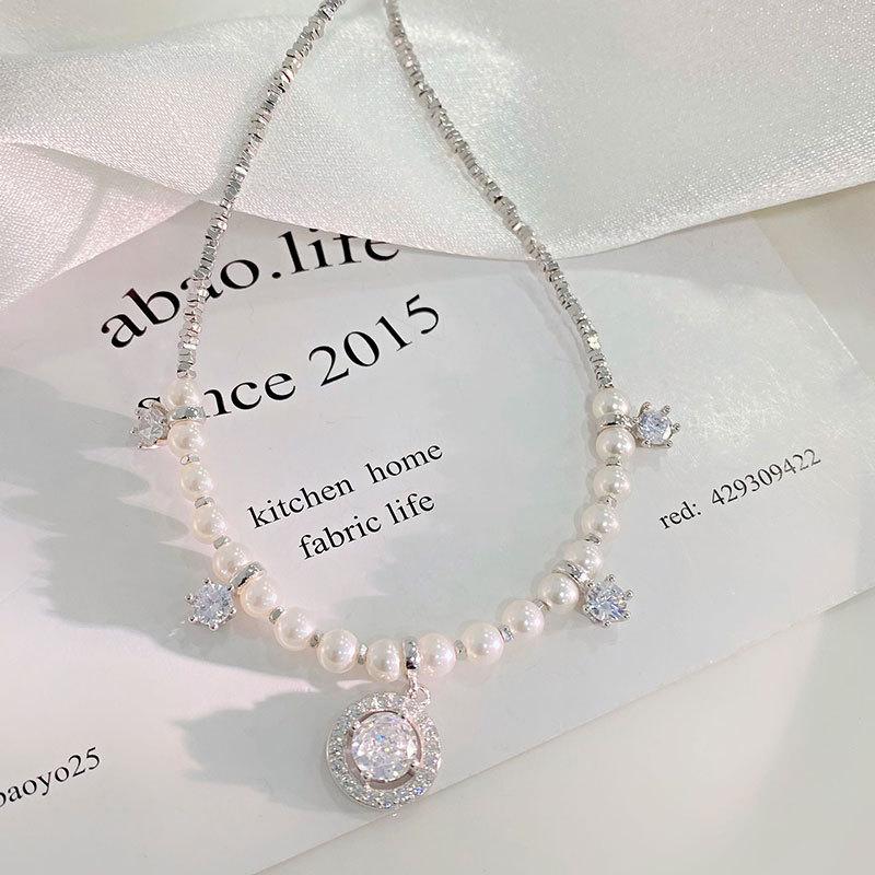 Gorgeous Round Pearl Necklace for Women, Light Luxury, High-end, Exquisite Princess Style Collarbone Chain