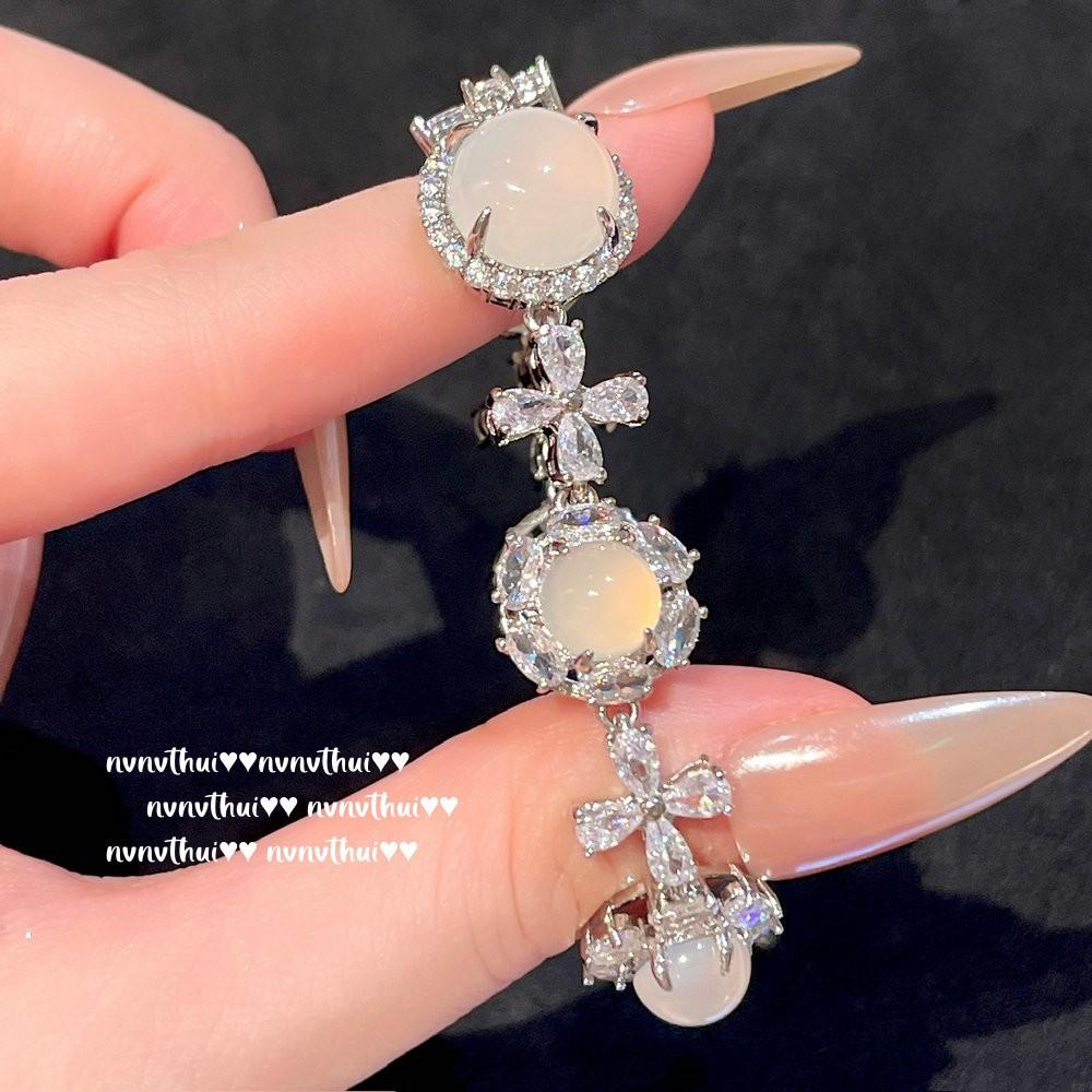 Myanmar Water Foam Jade Sunflower Big Egg Surface Gemstone Bracelet, New Chinese Style, White Chalcedony Agate Flower Zircon Bracelet.