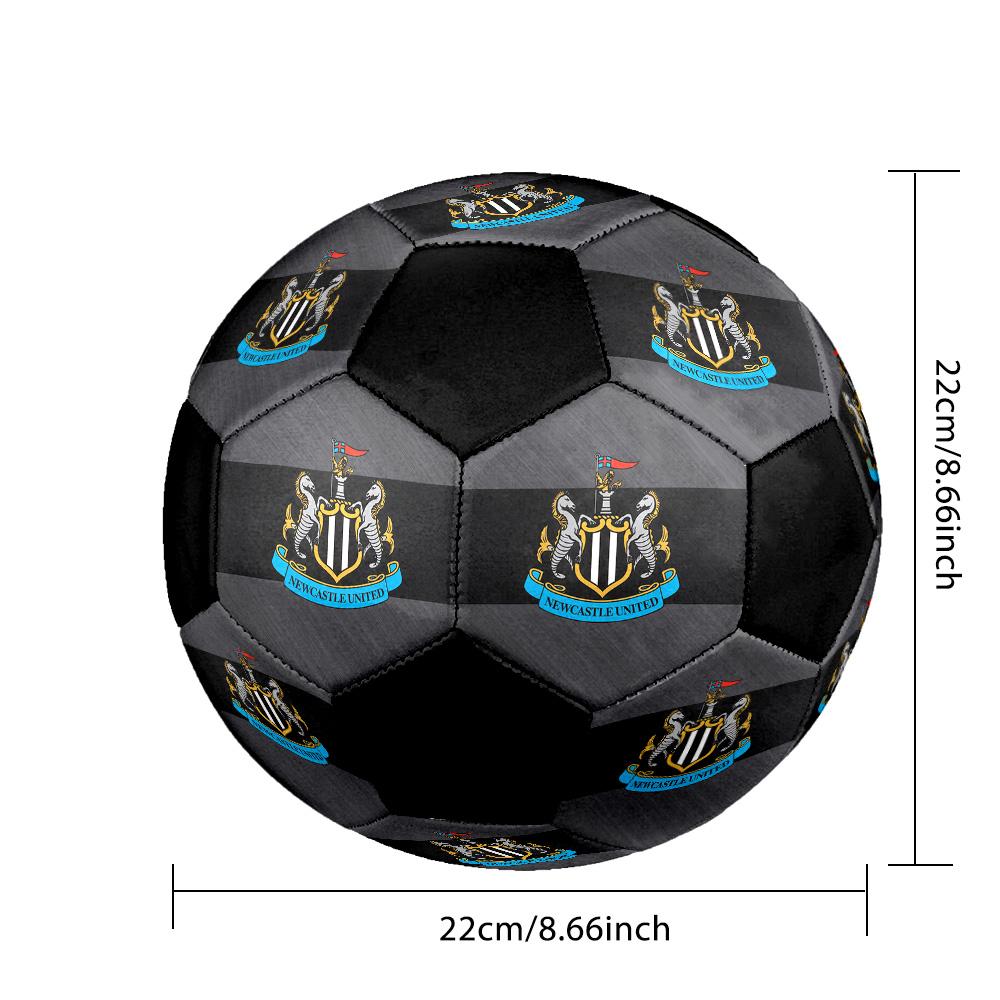 Pallone da Calcio Newcastle United F.C. Colorato Per Tutte le Età Cucito a Macchina PVC Pronto per la Competizione Resistente Alta Resilienza.TAGLIA5