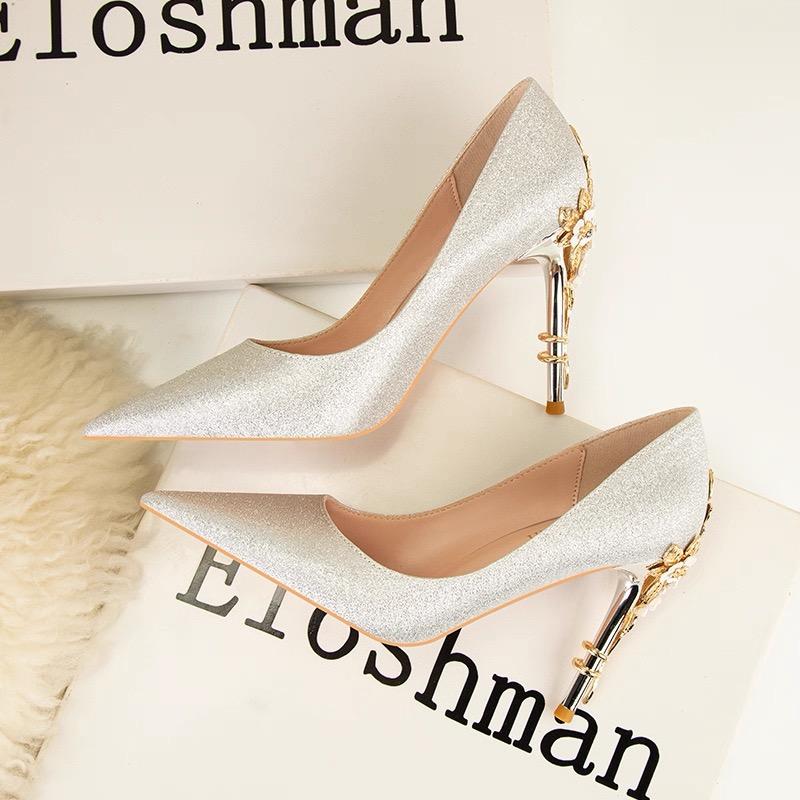 Fashion Women's High Heels Luxury Crystal Bridal Shoes Silk Dress Pumps Sexy Pointe Toe High Heels Fashion Wedding Shoes for Women Pumps