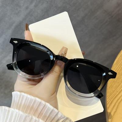Non-polarized Men Plastic Round Rice Nail Sunglasses Compact and Simple Casual Fashion Style Vintage Punk Shade Rivet Concave Frame Eyewear