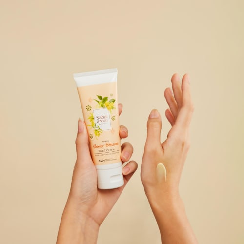 Sabai Arom Hand Cream, Royal Thai Flower Scent