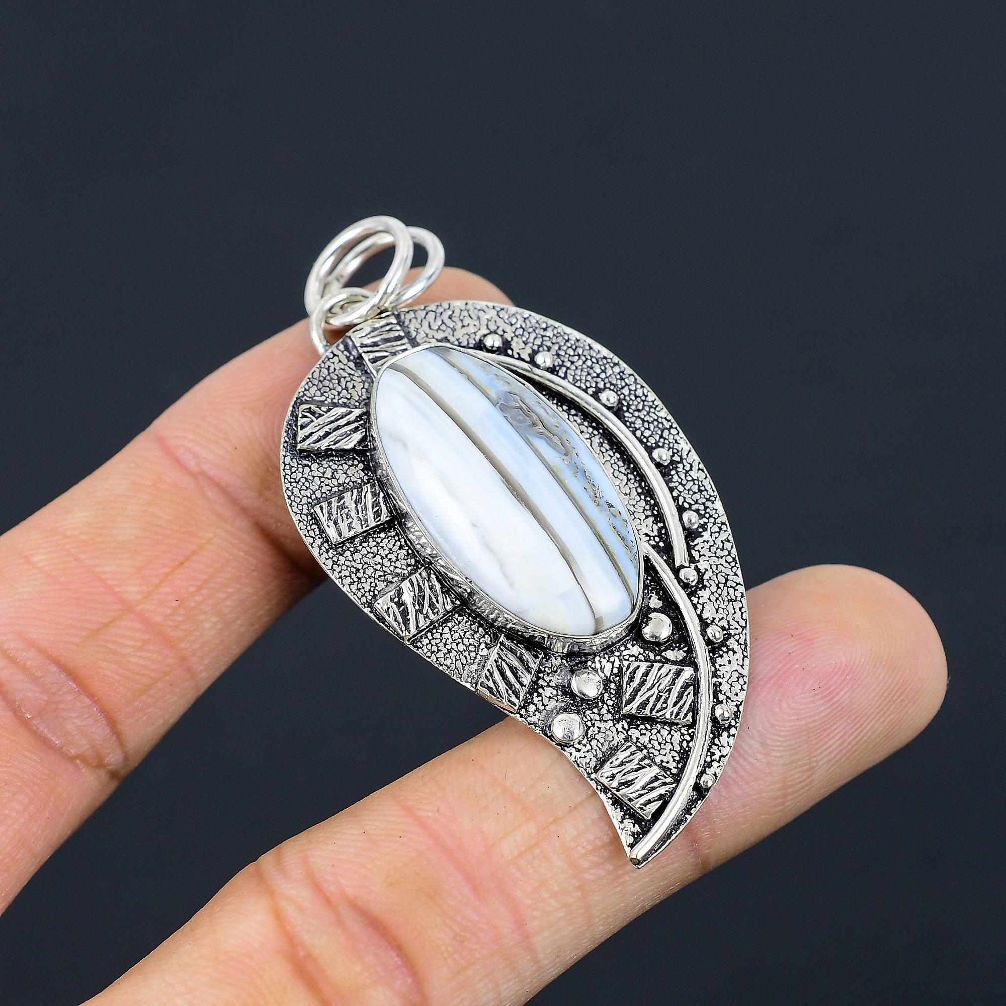 

Natural Owyhee Blue Opal Gemstone Pendant 925 Sterling Silver Jewelry For Girls