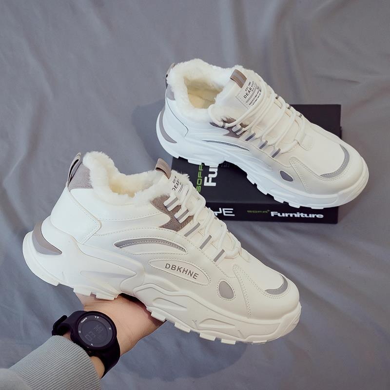 

2024 лето новые повседневные спортивные туфли для папы модные тенденции увеличивают мужскую обувь универсальные бархатные теплые хлопковые туфли обувь для доски 44