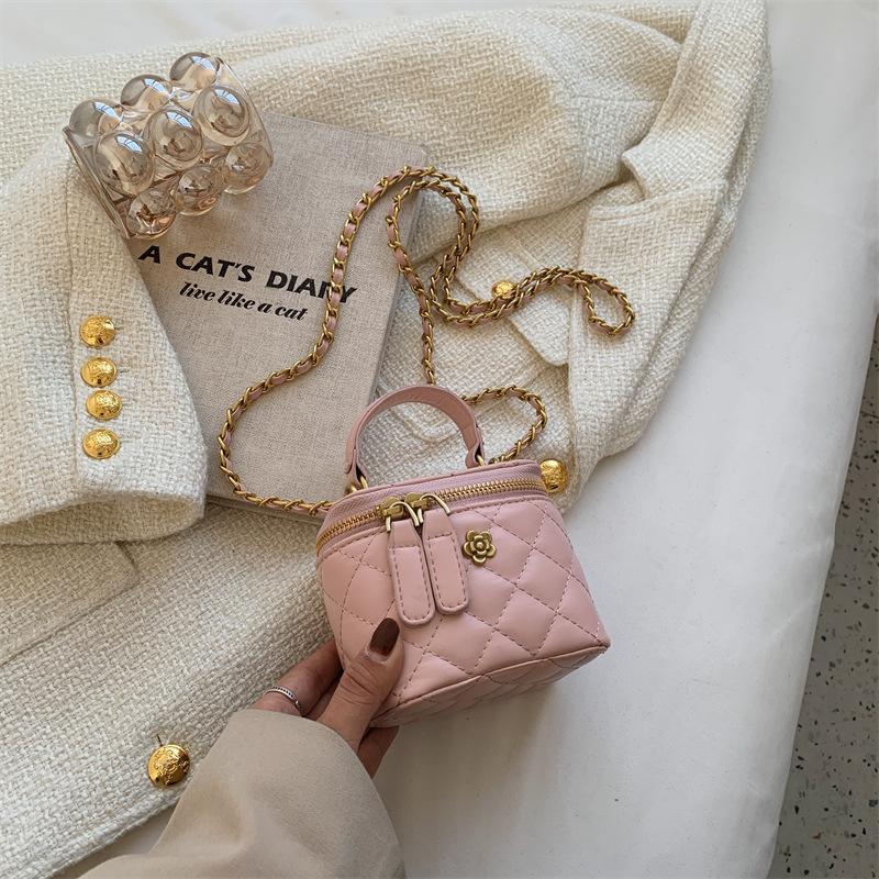 

Сумка премиум-текстуры, маленькая, женская, новый нишевый дизайн, ромбовидная цепочка, сумка-мессенджер, портативная сумка-ведро