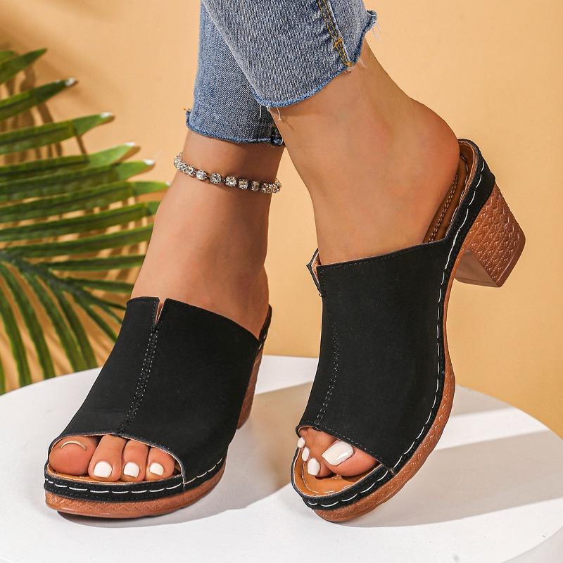 Women Slippers 2025 New Trend Chunky Women Sandals Mid Heels Fashion Slippers Summer Brand Dress Pumps Casual Shoes Slides Women