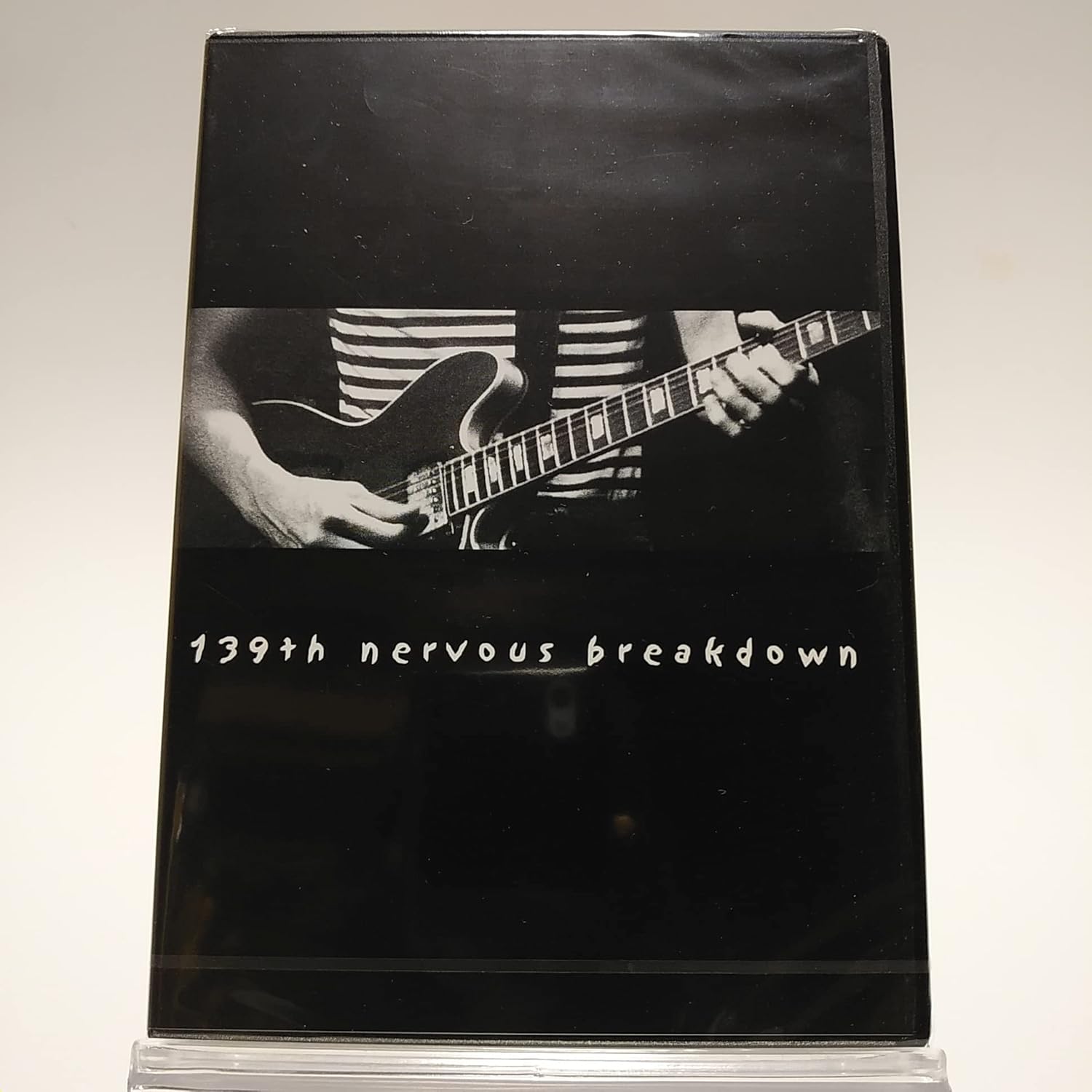 

DVD BREAKDOWN - breakdown / 139th nervous breakdown V034429 Japan Movies & DVD Used