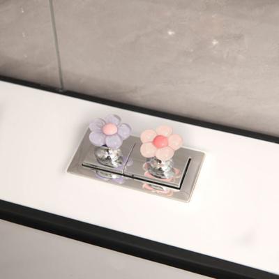 Yousheng Toilettendruckknopf in Blumenform, ergonomisch, selbstklebender Nagelschutz, hygienische Wassertank-Ablassknöpfe für Badezimmer-Dekor-Zubehör