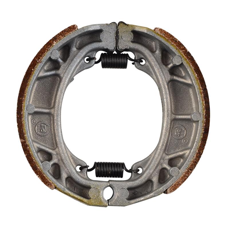 Brake Shoes Water Grooved For Honda CT70 Trail CT90 SL70 SL90 XR75 QA50 Z50 CL100 CL125 CA200 CB100 CB125 S65 S90 ST90 SL70 SL90