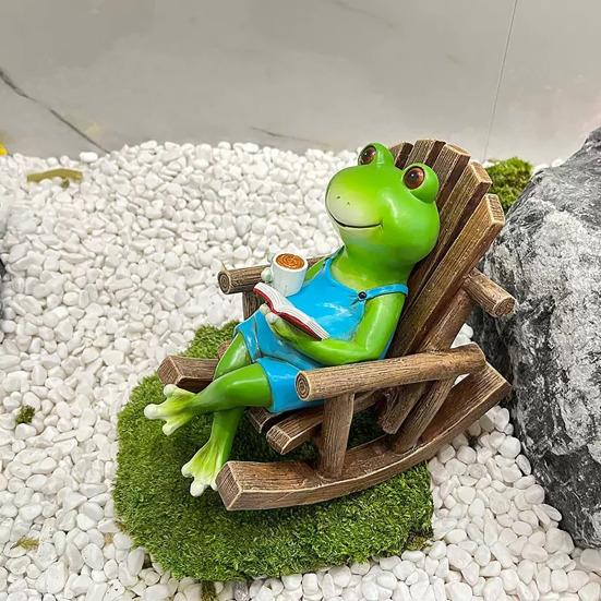 Rocking Chair Frog Figurine Resin Reading Cartoon Frog Figurine Sculpture Home Office