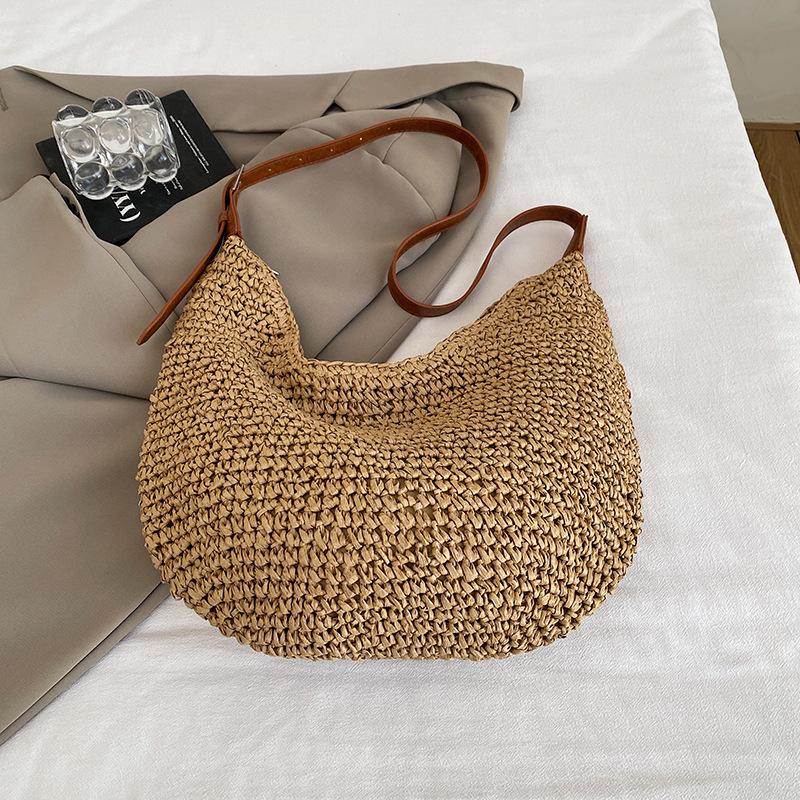 

Fashion shoulder bag large capacity straw bag women s 2025 new elegant armpit bag seaside vacation beach woven bag коричневый