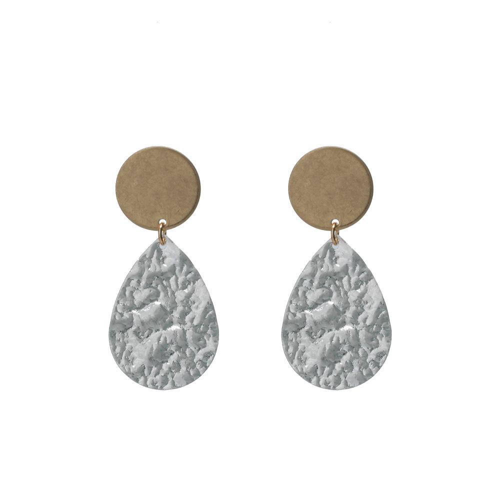 Elegant Long Geometric Dangle Earrings - Fashionable Exaggerated Women's Pendants.