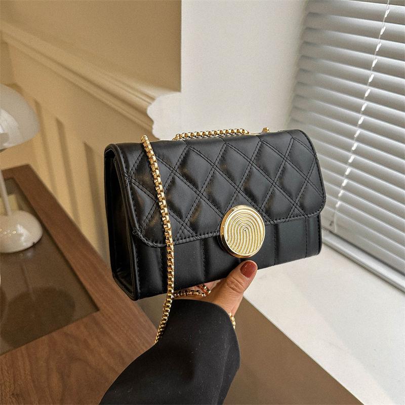 Versatile Chain Small Bag Women's 2025 Foreign Style New High-end Texture Shoulder Small Square Bag Fashionable Diamond Messenger Bag