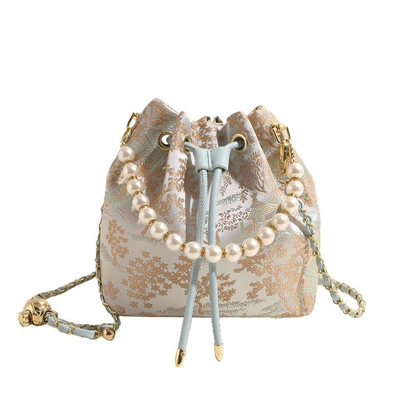 South East Asia shoulder messenger bag new Chinese embroidery bucket bag small fragrant wind pearl chain national style handbag