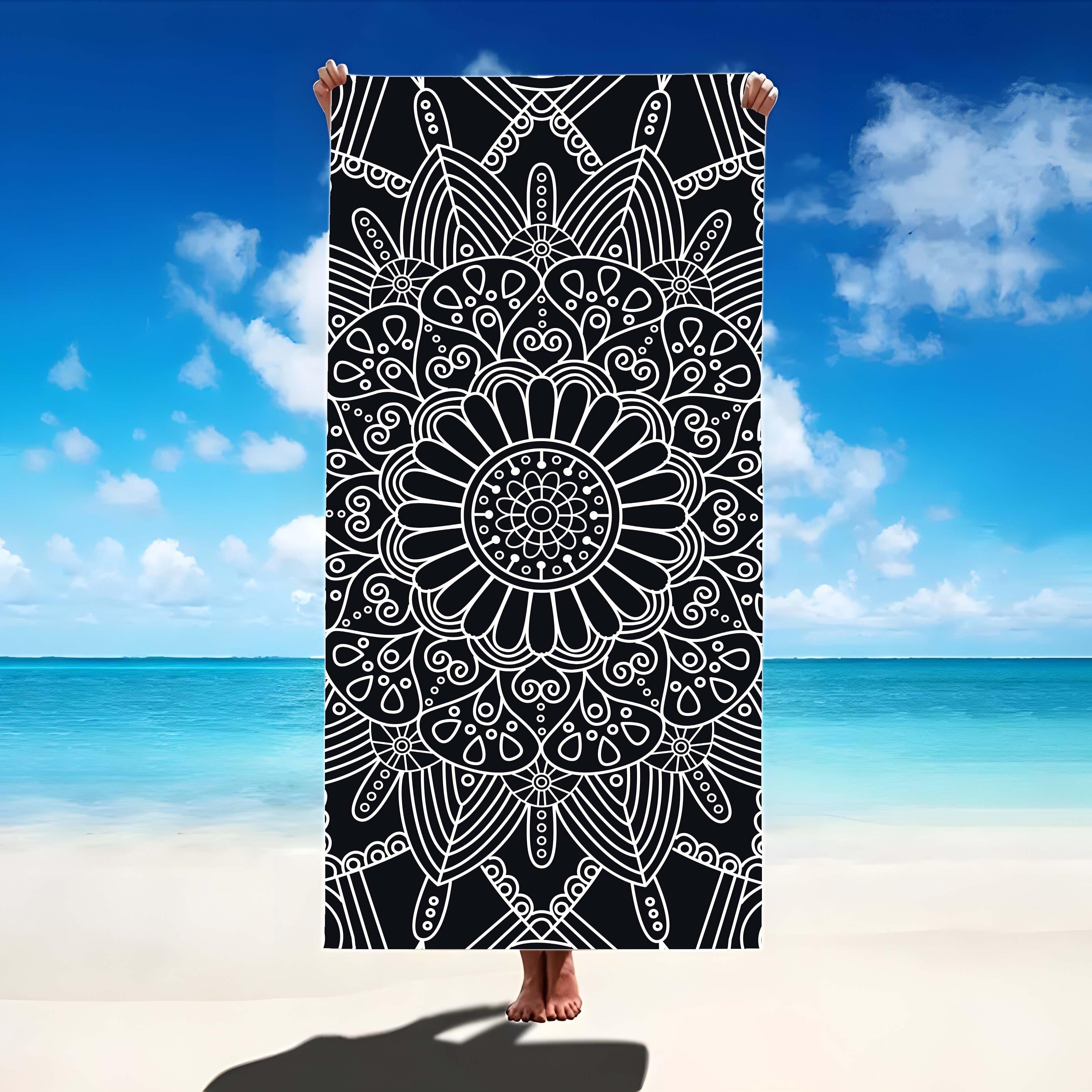 

Beach Bliss: Exquisite Black and White Mandala Beach Towel Suitable for towels, bath towels, beach towels W30*H60(CM)