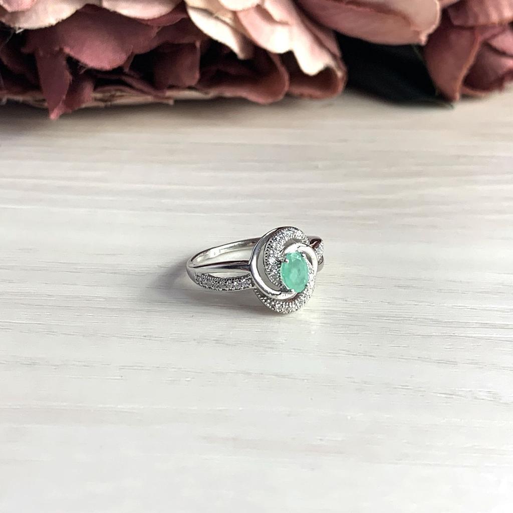 Silver Ring with Natural Emerald 0.737ct (1990469)
