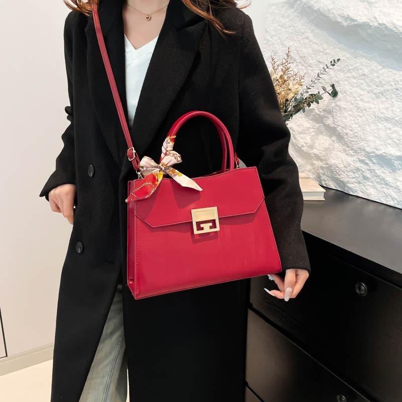 Bag Women's New Niche Fashion Large-capacity Tote Bag Personalized Women's Handbag Elegant Temperament Women's Bag