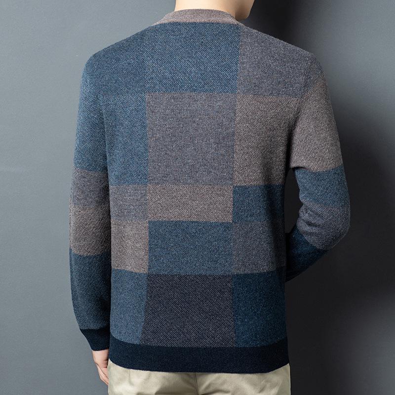 Men's 100% Wool Round Neck Sweater - 2025 Winter Fashion, Thickened Warm Base Layer for Young and Middle-Aged.