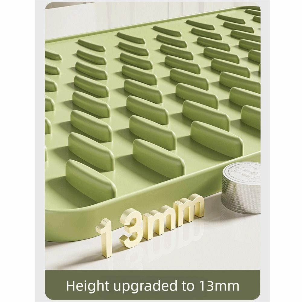Heat Resistant Dish Drying Mat Tilted Design Water Drip Catcher Countertop Protector Vegetables