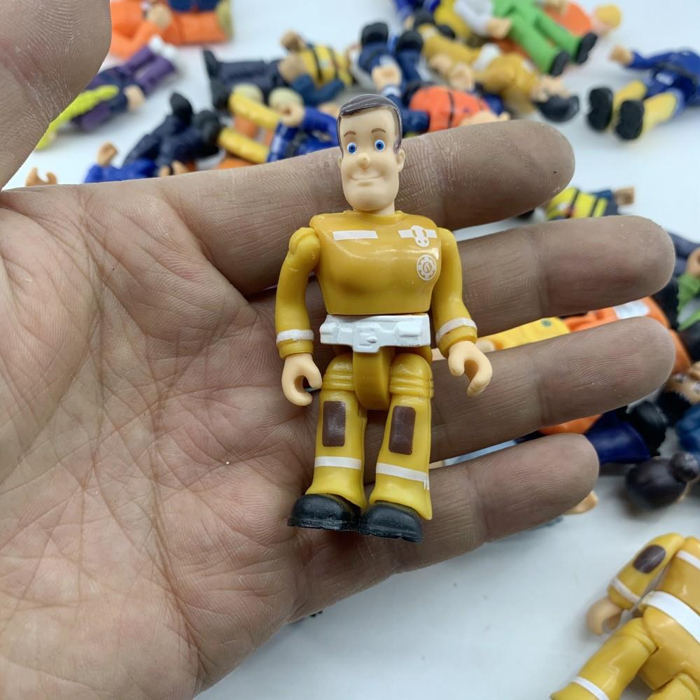 1Pcs Fireman Sam Character Colletion Model Figures Cartoon Joint Movable Firewoman Male Female Action Figuras Playthings Designed for Children