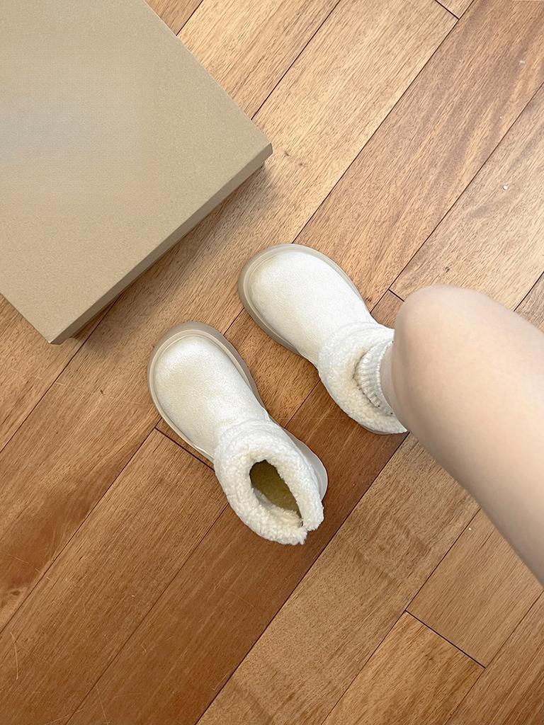 Northeast white heightening velvet thickened thick-soled snow boots women's 2026 new winter warm and non-slip cotton shoes