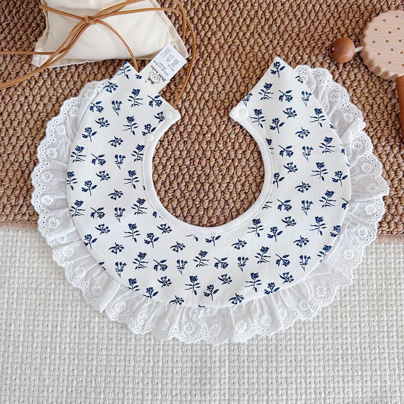 Large Korean-Style Princess Baby Bib with Lace – 360° Coverage, Cotton Shawl.