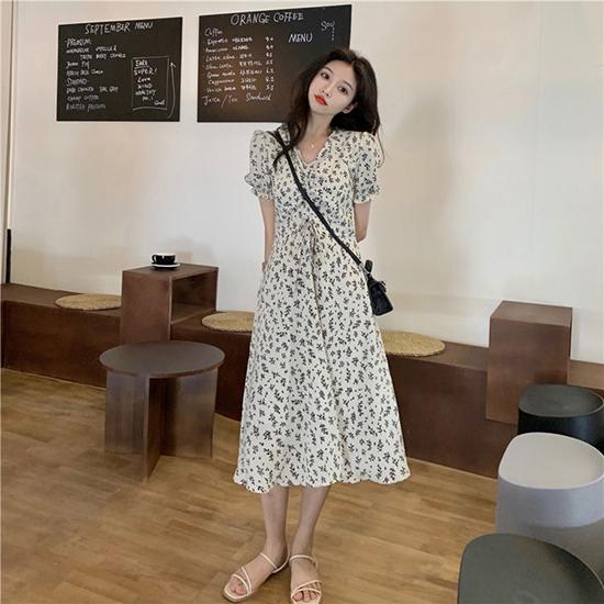 Summer Floral Temperament Skirt, Medium Length Short Sleeved French Fresh and Sweet Dress, Fairy Dress, Fashionable Women's Clothing