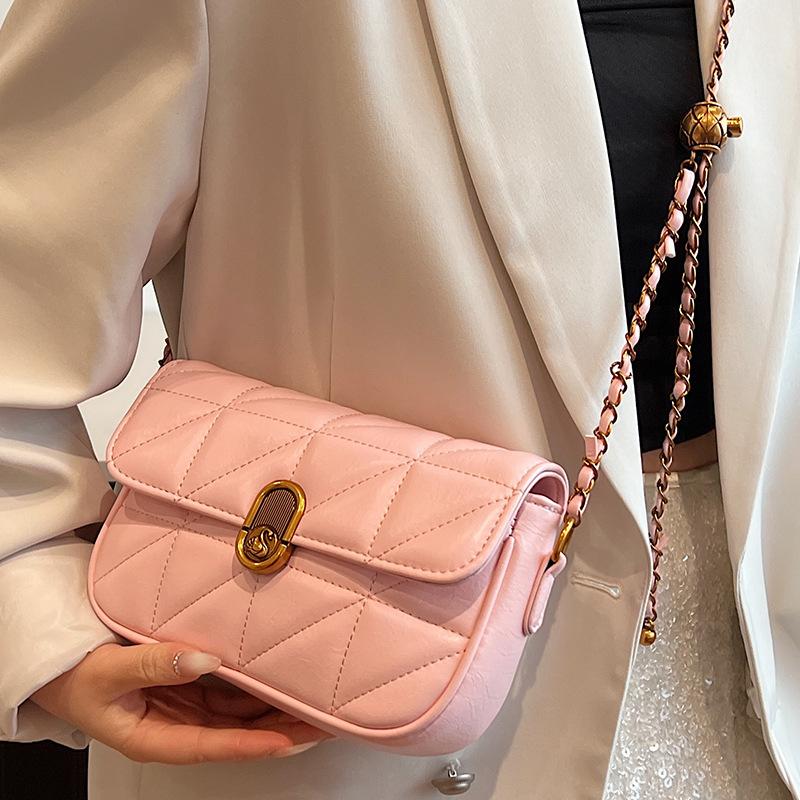 High-value Foreign-style Small Bag Women's 2025 New Trendy Texture Diamond Fashion Small Square Bag Chain Messenger Bag