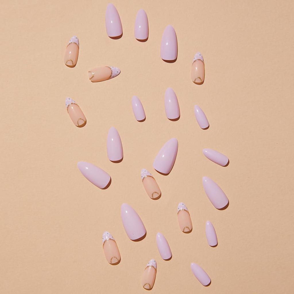 Almond Shape Glitter French Style Nail Art Tips - Wearable European and American False Nail Stickers