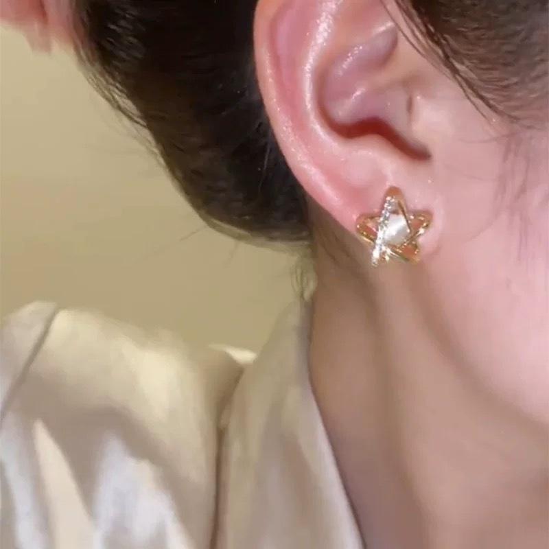 Diamond-set opal star stud earrings temperament simple and versatile earrings niche exquisite small high-end earrings