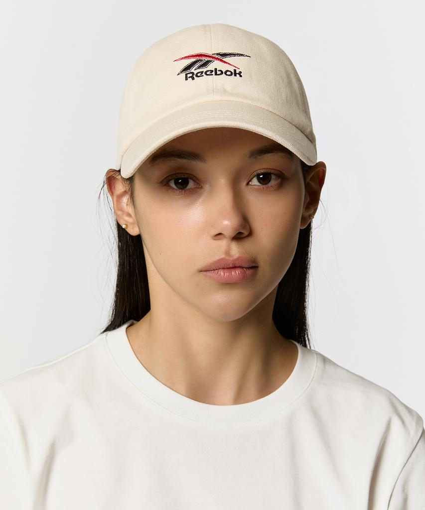 Reebok Vector Logo Ball Cap - Off White