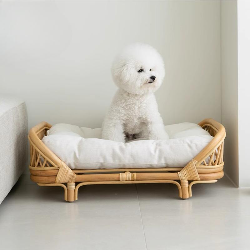 Woven Rattan Dog Bed All-Season Pet Bed for Small and Medium Dogs Handmade Cat and Dog House Durable Pet Furniture for Indoor